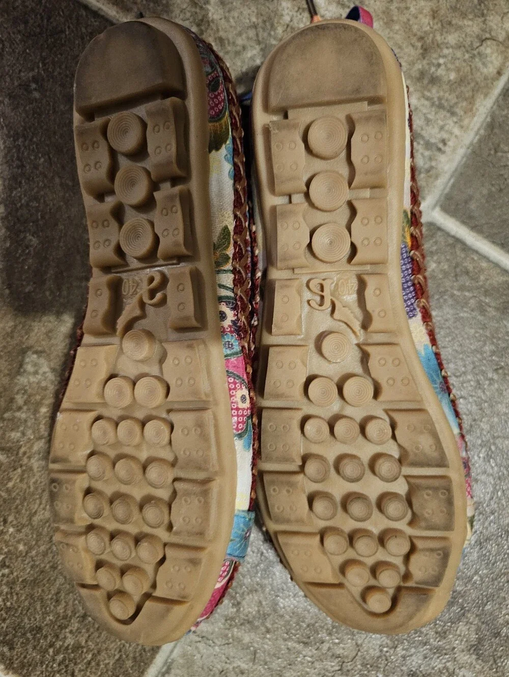 Xiruyi Bohemian Floral Canvas Flats Wooden Bead Ankle Strap Rainbow Tie Size 9